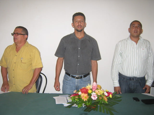 Consejo Electoral Departamental. Bayardo Sanchez (izq.), del FSLN, primer miembro